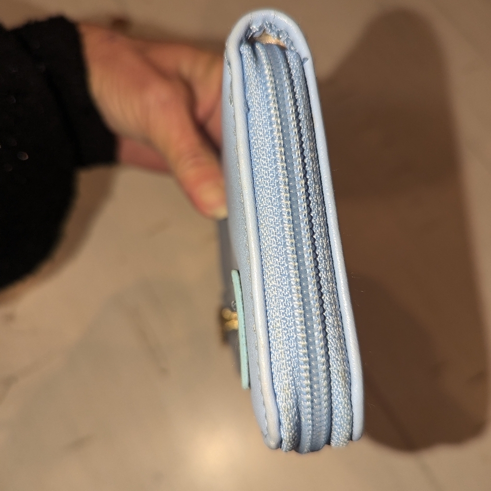 Christian LaCroix baby blue long wallet - Picture 14 of 14